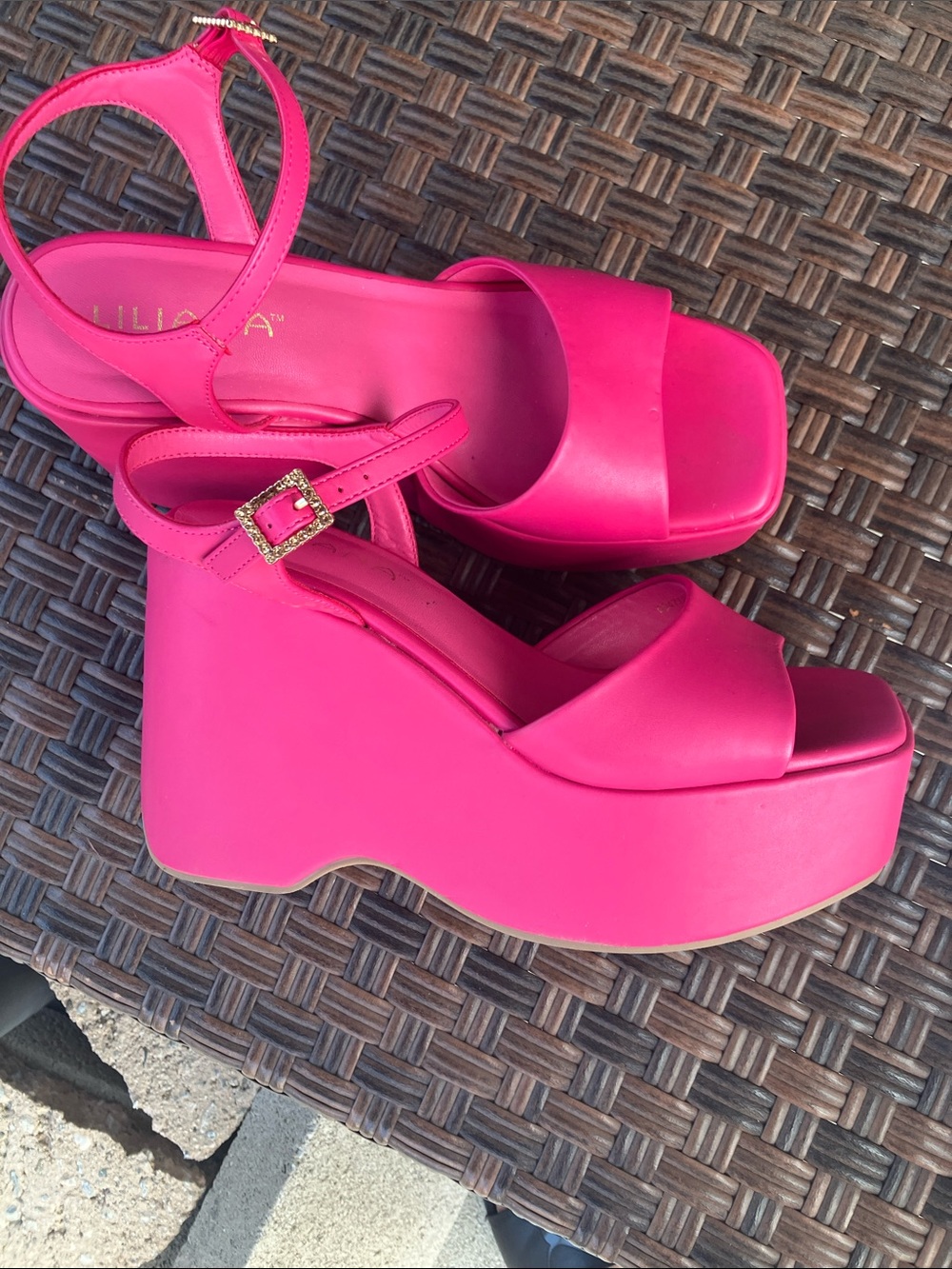 Liliana Bright Pink Chunky Platform Ankle-Strap Sandals - Picture 4 of 6